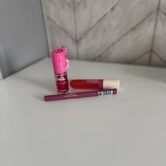 Covergirl, Beauty For Real & Beauty Creations Lip Bundle - Picture 1 of 1